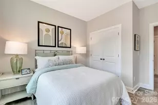 11200 Lochmere Rd, Charlotte, NC 28278 - Photo 18