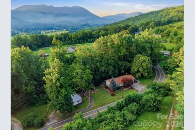 5513 Old Linville Road, Marion, NC 28752 - Photo 1