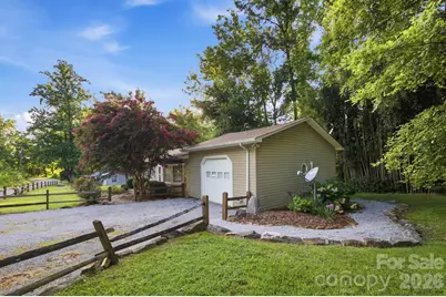 5513 Old Linville Road, Marion, NC 28752 - Photo 6