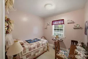 5513 Old Linville Rd, Marion, NC 28752 - Photo 18
