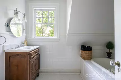 334 Vanderbilt Road, Biltmore Forest, NC 28803 - Photo 32
