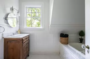 334 Vanderbilt Rd, Biltmore Forest, NC 28803 - Photo 32