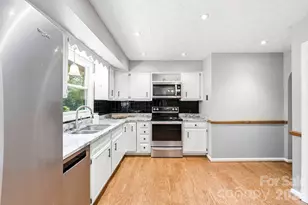337 Woody Ln, Asheville, NC 28804 - Photo 12
