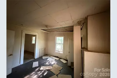 547 S Center Street, Spartanburg, SC 29301 - Photo 10