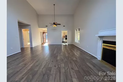 1754 12th Street NE, Hickory, NC 28601 - Photo 4