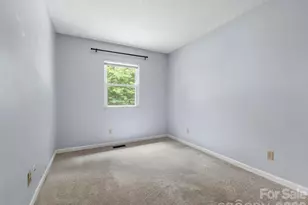39 Rocking Porch Ln, Asheville, NC 28805 - Photo 22