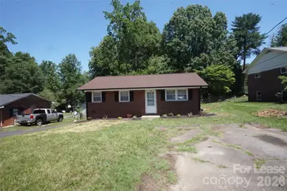 130 31st Avenue NW, Hickory, NC 28601 - Photo 1