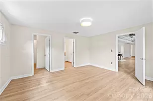 589 Sand Hill Rd, Asheville, NC 28806 - Photo 12