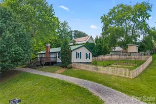 589 Sand Hill Rd, Asheville, NC 28806 - Photo 1