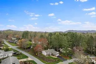 2 Manakiki Ct, Etowah, NC 28729 - Photo 2