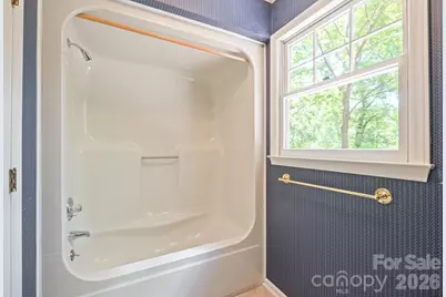 2150 9th Street NW, Hickory, NC 28601 - Photo 34