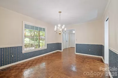 2150 9th Street NW, Hickory, NC 28601 - Photo 6