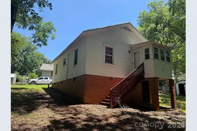 122 E Hargrave Street, Wadesboro, NC 28170 - Photo 4