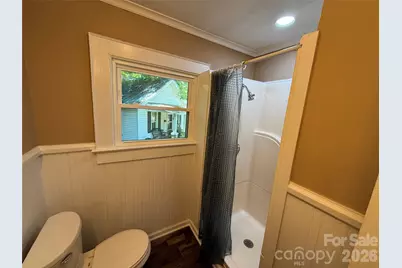 122 E Hargrave Street, Wadesboro, NC 28170 - Photo 14