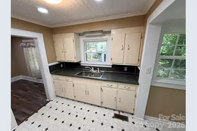 122 E Hargrave Street, Wadesboro, NC 28170 - Photo 10