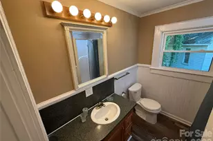 122 E Hargrave St, Wadesboro, NC 28170 - Photo 16