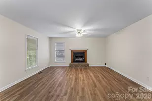 110 Wesley Dr, Morganton, NC 28655 - Photo 4