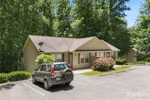42 Queen Rd, Candler, NC 28715 - Photo 4