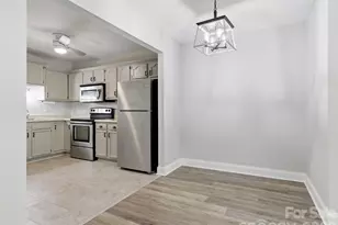 42 Queen Rd, Candler, NC 28715 - Photo 8