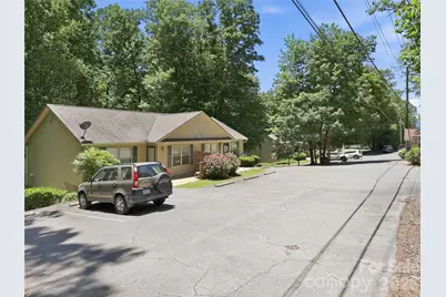 42 Queen Road #D, Candler, NC 28715 - Photo 32