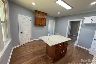 652 Cherry St, Wadesboro, NC 28170 - Photo 10