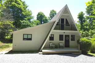 826 Shumont Rd, Black Mountain, NC 28711 - Photo 2