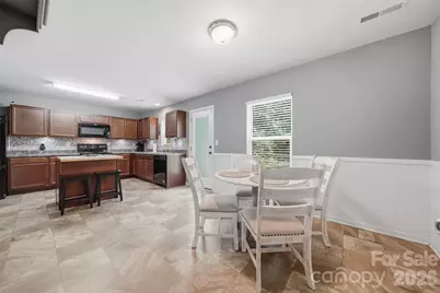 3938 Hemingway Drive NW, Hickory, NC 28601 - Photo 8