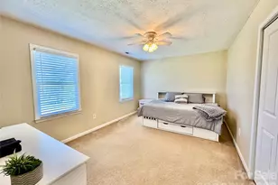 1688 Buffett Cir, Hickory, NC 28602 - Photo 12