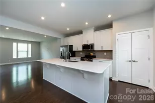 1736 Town Oak Ln, Charlotte, NC 28205 - Photo 4