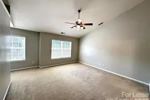8227 Belmont Stables Dr, Charlotte, NC 28216 - Photo 18