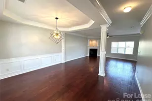 8227 Belmont Stables Dr, Charlotte, NC 28216 - Photo 2