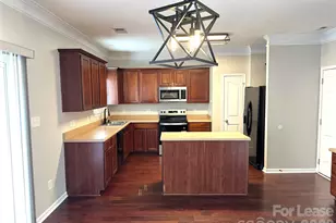 8227 Belmont Stables Dr, Charlotte, NC 28216 - Photo 10
