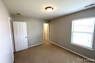 8227 Belmont Stables Dr, Charlotte, NC 28216 - Photo 28