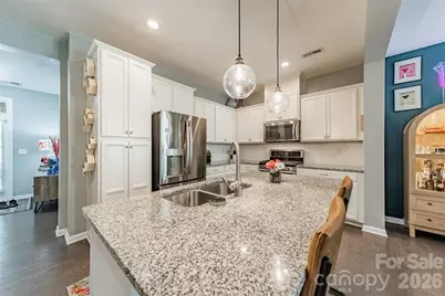 5636 Stonewells Drive, Charlotte, NC 28278 - Photo 6
