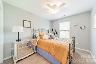 5636 Stonewells Dr, Charlotte, NC 28278 - Photo 24