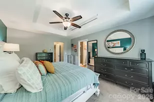 5636 Stonewells Dr, Charlotte, NC 28278 - Photo 16