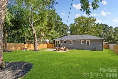 2014 Sandhurst Drive, Charlotte, NC 28205 - Photo 22