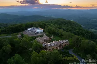 93 N Snow Ridge Dr, Hendersonville, NC 28792 - Photo 48