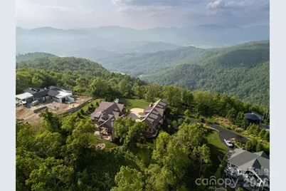 93 N Snow Ridge Drive, Hendersonville, NC 28792 - Photo 4