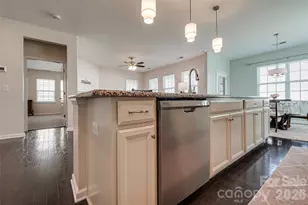 11027 Wrigley Mansion Dr, Charlotte, NC 28273 - Photo 28