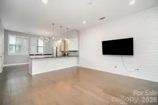 2006 Hawkins St, Charlotte, NC 28203 - Photo 2