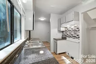11231 E W.T. Harris Blvd, Charlotte, NC 28212 - Photo 10