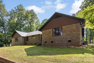 114 Old Mine Rd, Mount Holly, NC 28120 - Photo 2