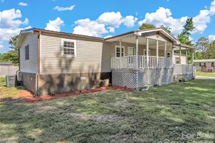 133 Kristey Ln, Hendersonville, NC 28792 - Photo 2