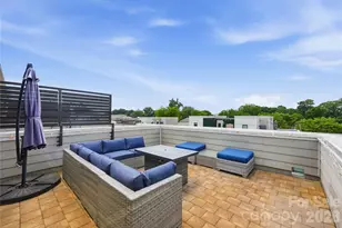 1747 Cannon View Ln, Charlotte, NC 28208 - Photo 2
