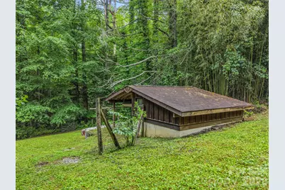 2212 Green River Road, Zirconia, NC 28790 - Photo 42