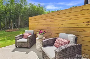 2637 Ravencroft Dr, Charlotte, NC 28208 - Photo 20