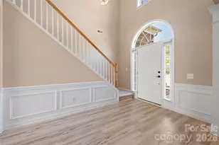 9313 Linden Tree Ln, Charlotte, NC 28277 - Photo 6