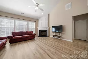 9313 Linden Tree Ln, Charlotte, NC 28277 - Photo 22
