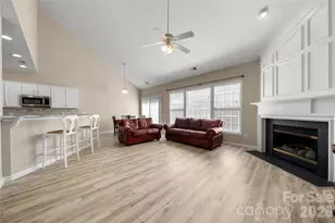 9313 Linden Tree Ln, Charlotte, NC 28277 - Photo 18